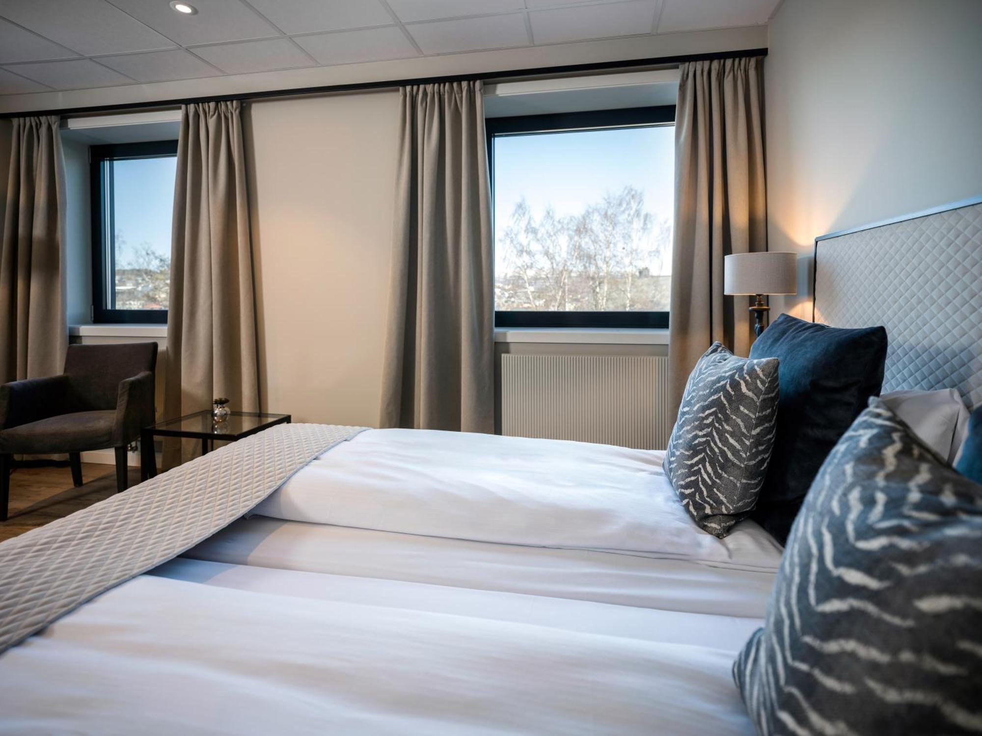 Quality Grand Royal Hotel