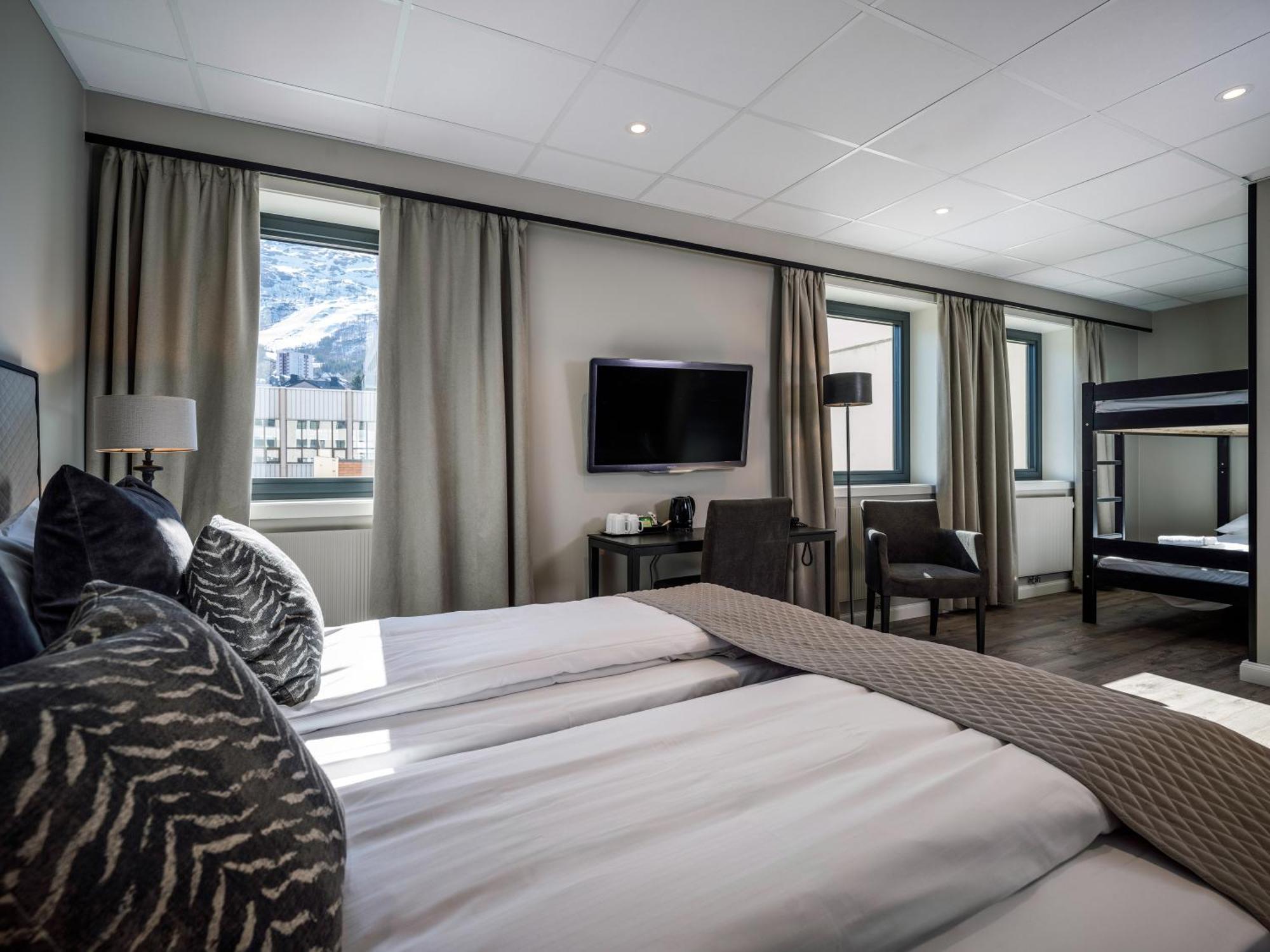 Quality Grand Royal Hotel